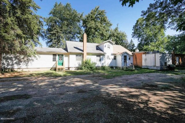 Lodge 2